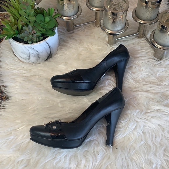 WHITE Buffalo Black Faux Leather Women’s Peep Toe Shoes - Picture 2 of 15